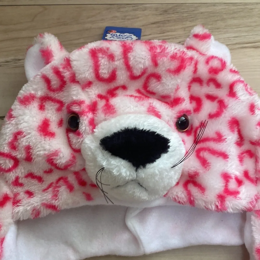 NWT Cozy Zone Kids Long Arm Animal Hat. Hat and mittens.